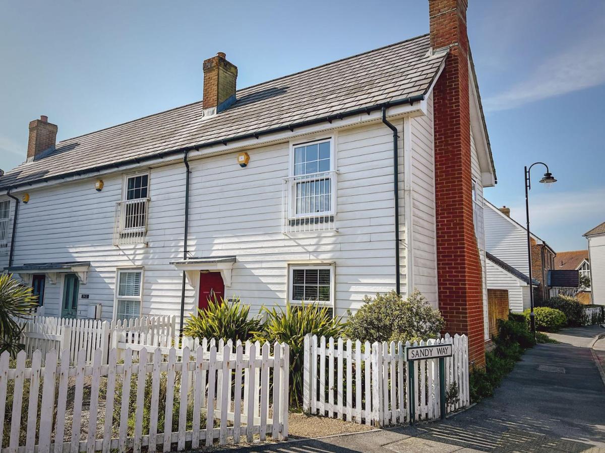Holiday home Tradewinds
